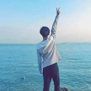 少萝自慰喷浆❌❌❌91
